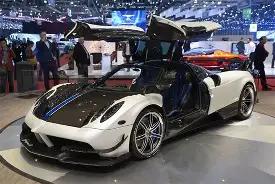 足篮双星闪,最佳选手,实力对决燃,bwin体育平台,bwin体育官方网站,bwin体育登录入口,bwin体育app下载