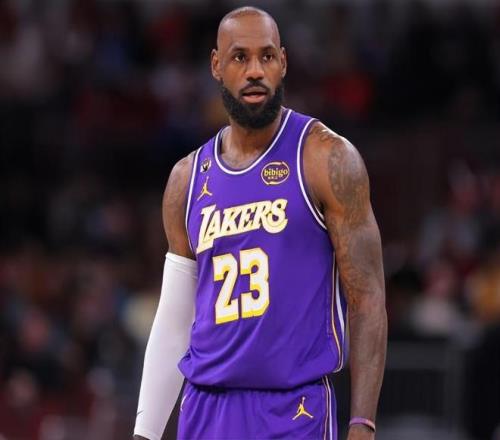 岁问鼎世界,第一,探寻其成长,bwin体育平台,bwin体育官方网站,bwin体育登录入口,bwin体育app下载