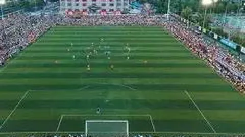 米西亚歌手意外马场受伤，骨折康复需时六周